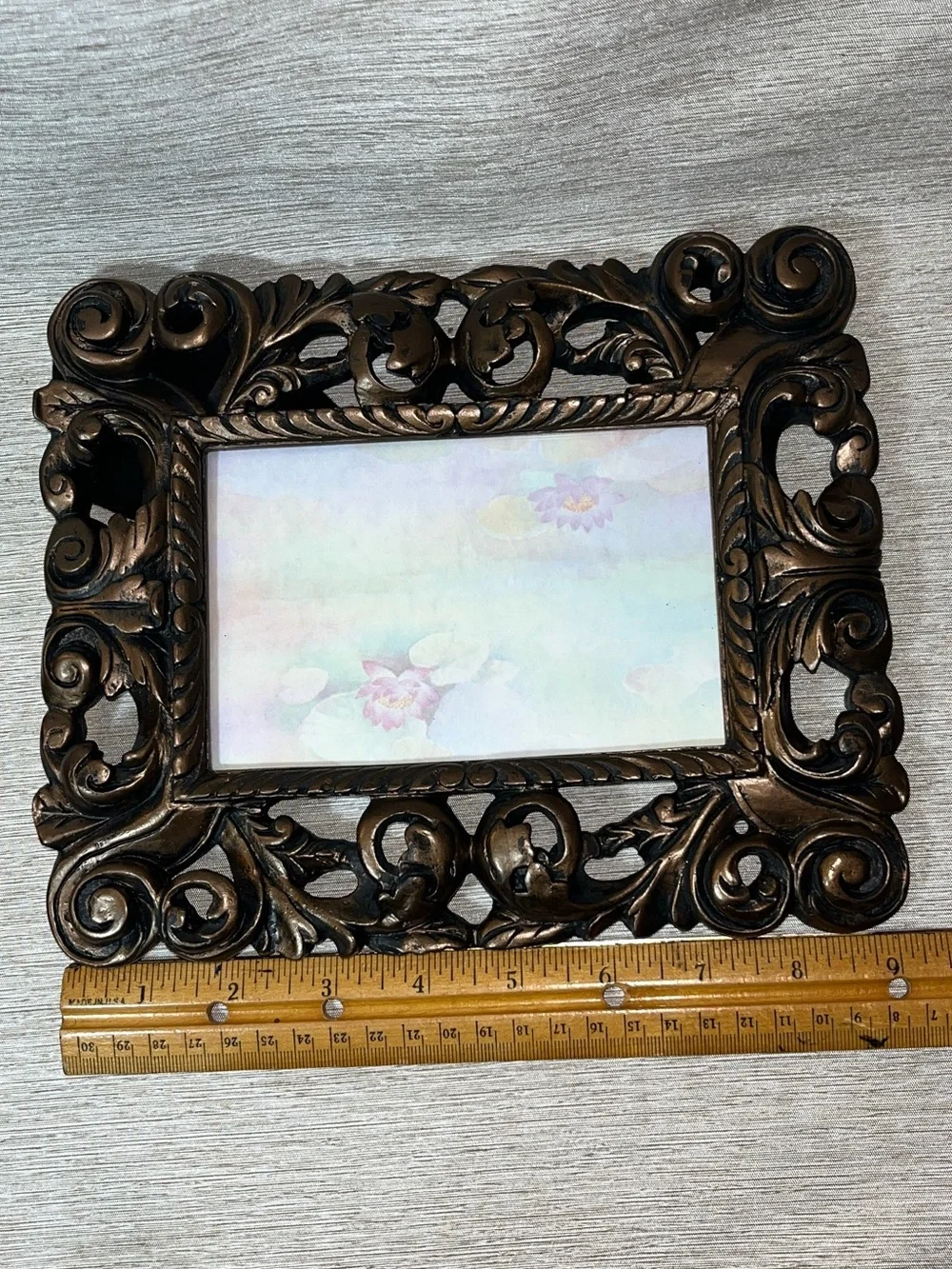 Ornate Bronze Picture Frame Scrollwork Baroque Tabletop Photo Frame Decor Resin